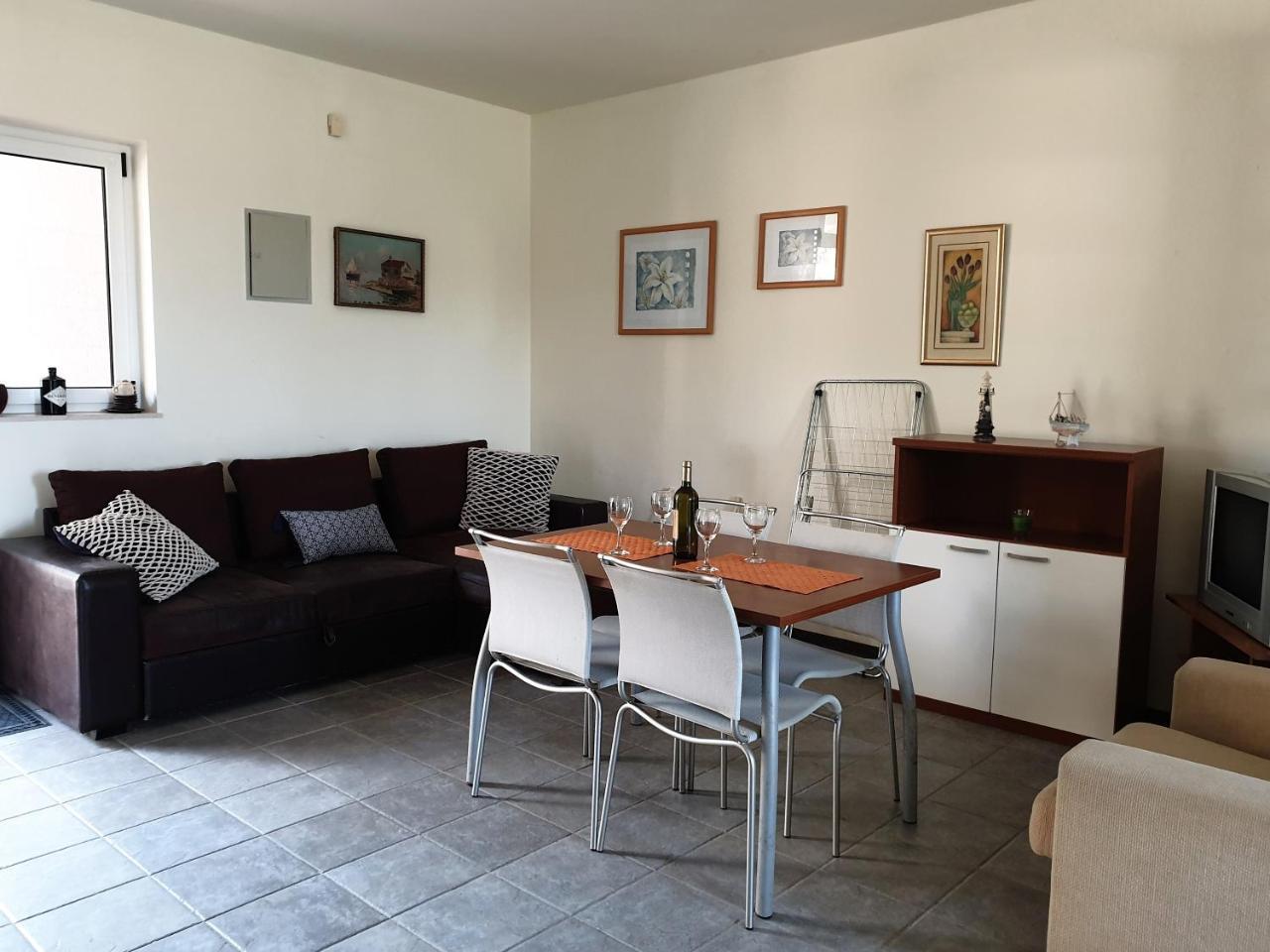 נובליה Apartments Bellevue מראה חיצוני תמונה