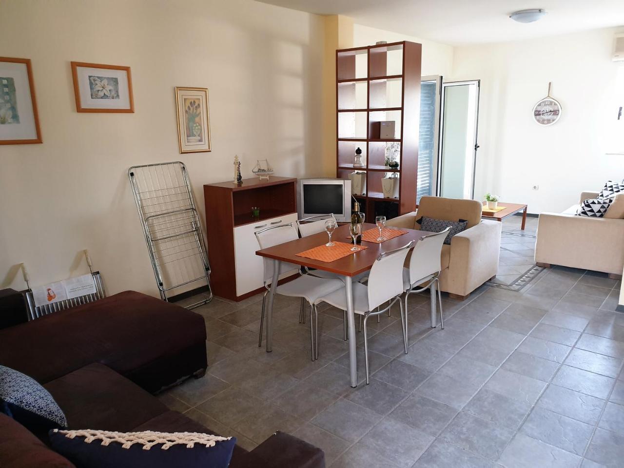 נובליה Apartments Bellevue מראה חיצוני תמונה